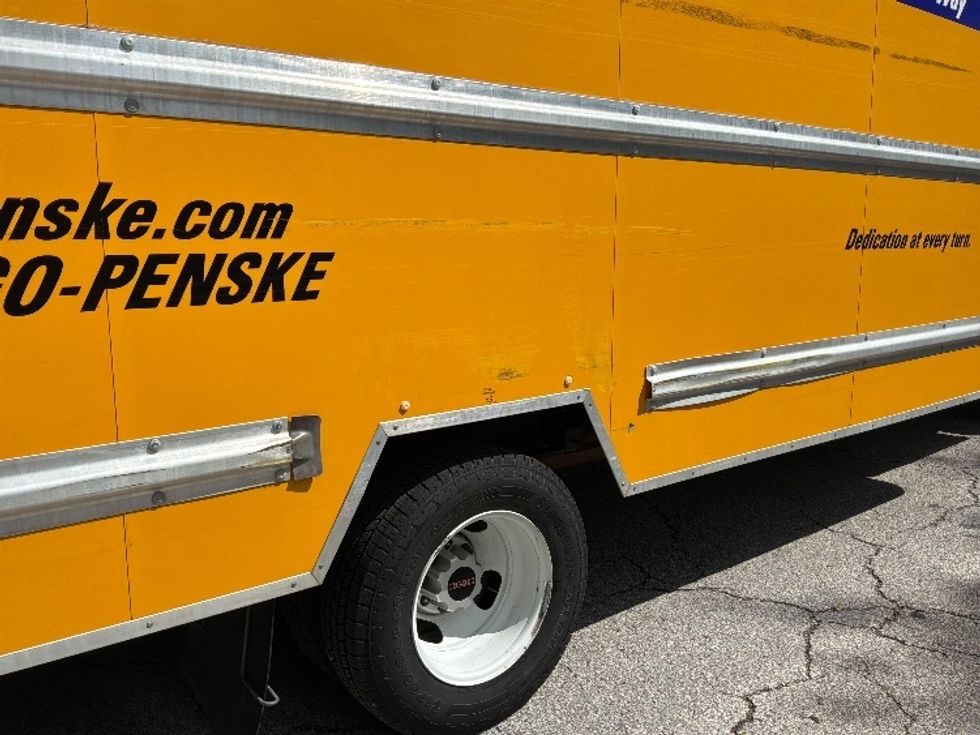 Light Duty Box Truck-Light and Medium Duty Trucks-GMC-2021-Savana G33903-Jacksonville-FL-105,347\n\t\tmiles-$ 25,000 - Image 27