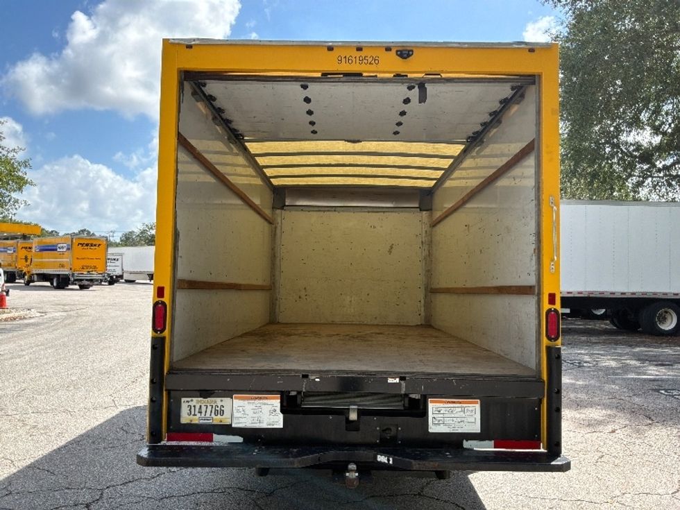 Light Duty Box Truck-Light and Medium Duty Trucks-GMC-2021-Savana G33903-Jacksonville-FL-105,347\n\t\tmiles-$ 25,000 - Image 8