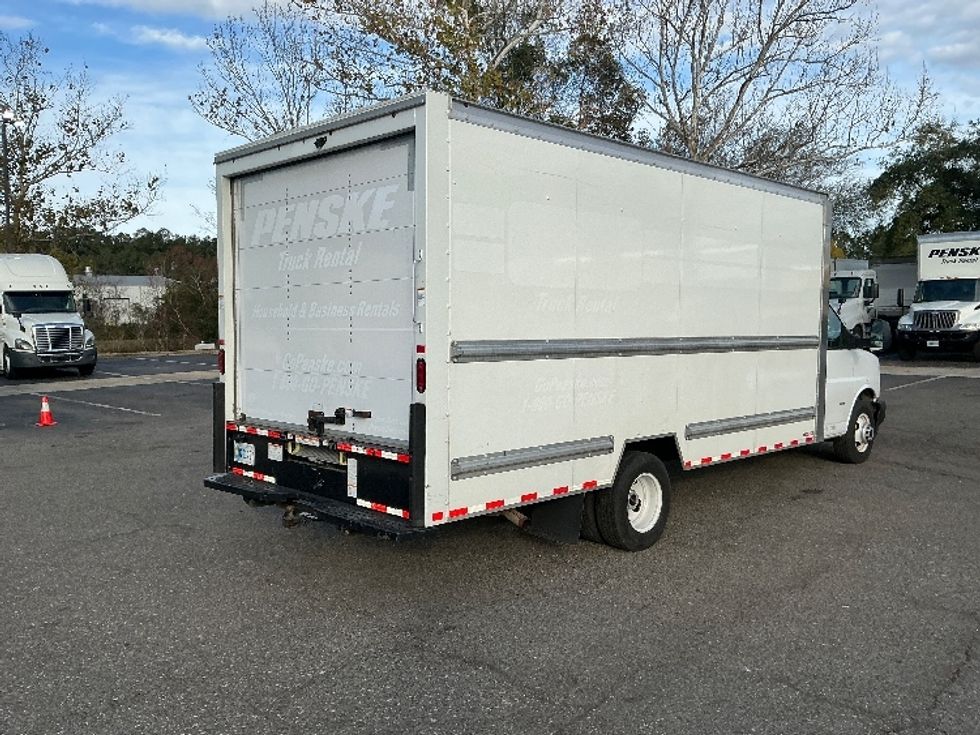 Light Duty Box Truck-Light and Medium Duty Trucks-GMC-2021-Savana G33903-Jacksonville-FL-109,112\n\t\tmiles-$ 29,750 - Image 12