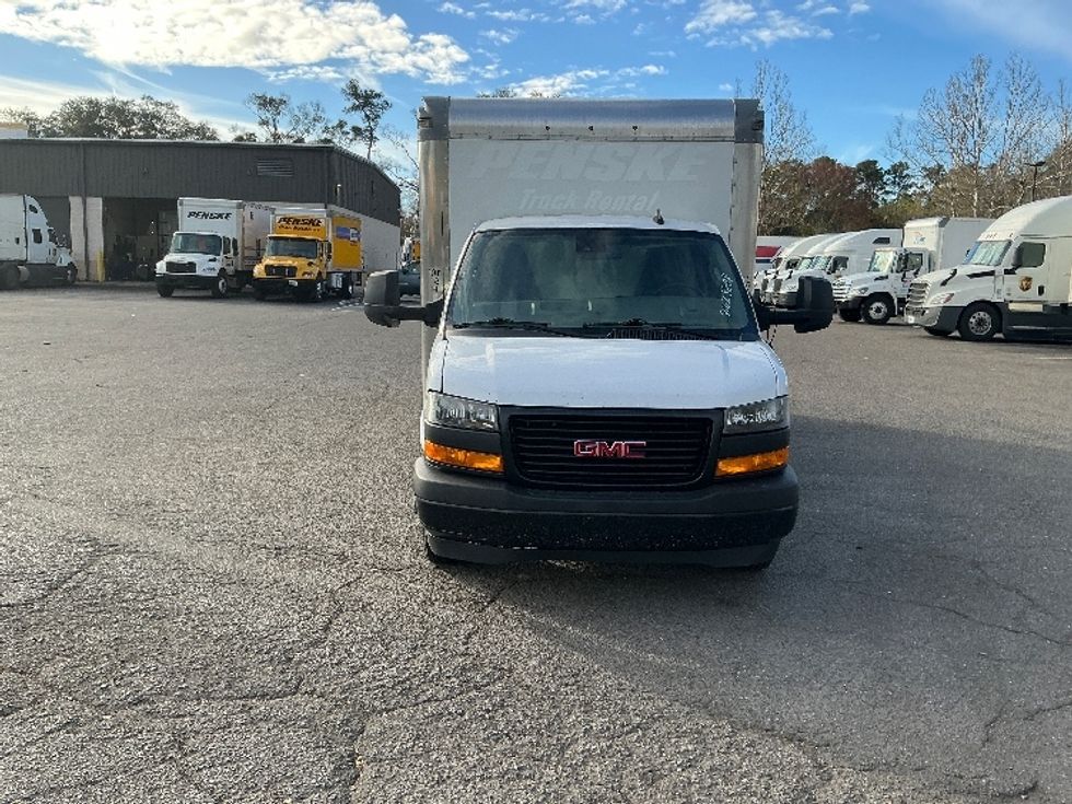 Light Duty Box Truck-Light and Medium Duty Trucks-GMC-2021-Savana G33903-Jacksonville-FL-109,112\n\t\tmiles-$ 29,750 - Image 2