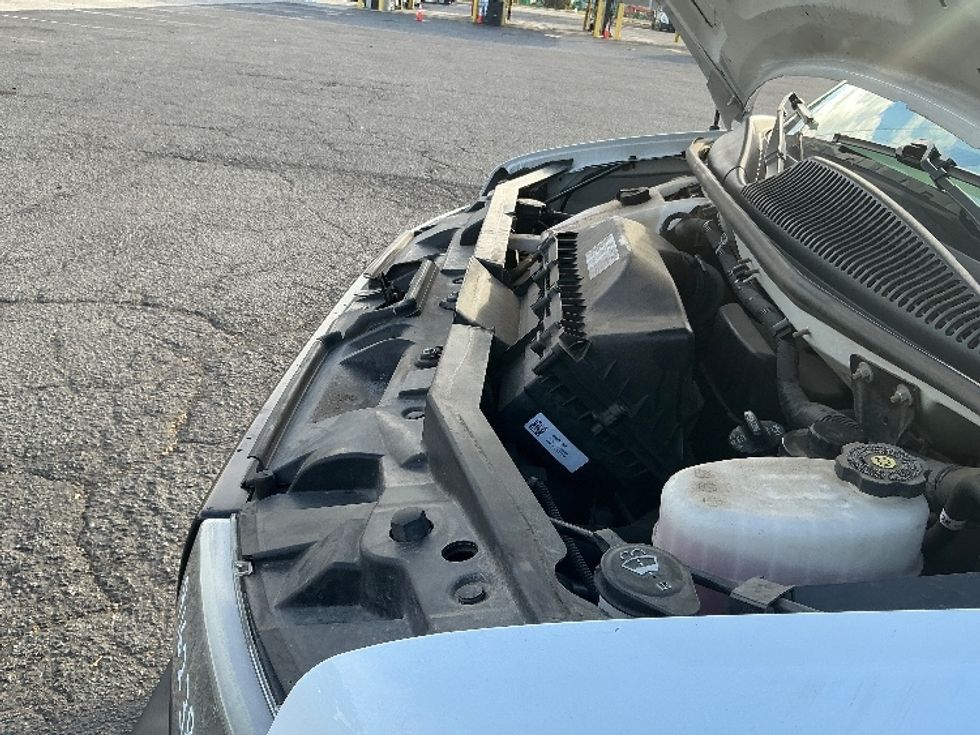 Light Duty Box Truck-Light and Medium Duty Trucks-GMC-2021-Savana G33903-Jacksonville-FL-109,112\n\t\tmiles-$ 29,750 - Image 23