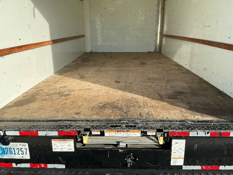 Light Duty Box Truck-Light and Medium Duty Trucks-GMC-2021-Savana G33903-Jacksonville-FL-109,112\n\t\tmiles-$ 29,750 - Image 9