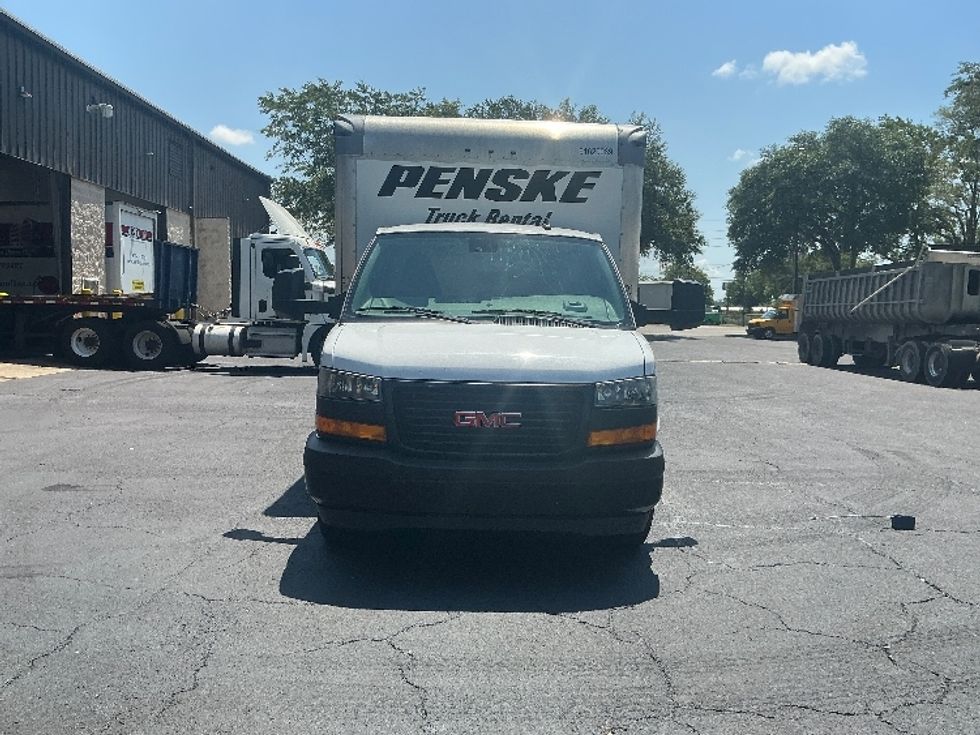 Light Duty Box Truck-Light and Medium Duty Trucks-GMC-2021-Savana G33903-Jacksonville-FL-63,830\n\t\tmiles-$ 34,500 - Image 2