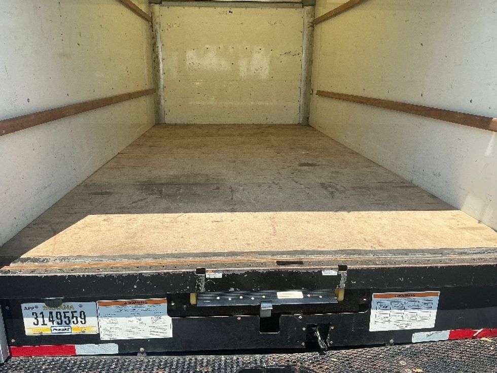Light Duty Box Truck-Light and Medium Duty Trucks-GMC-2021-Savana G33903-Jacksonville-FL-63,830\n\t\tmiles-$ 34,500 - Image 9