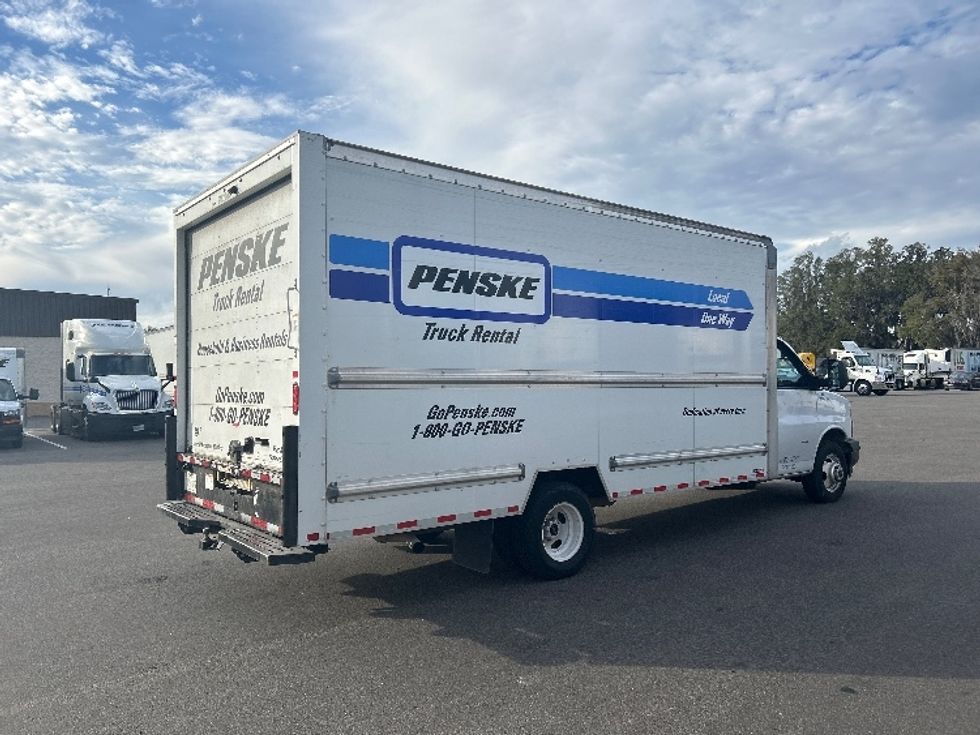Light Duty Box Truck-Light and Medium Duty Trucks-GMC-2021-Savana G33903-Jacksonville-FL-86,261\n\t\tmiles-$ 32,250 - Image 13
