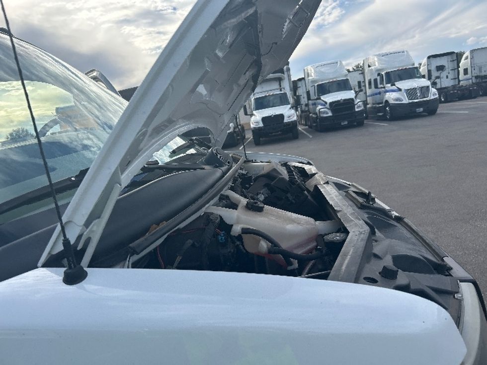 Light Duty Box Truck-Light and Medium Duty Trucks-GMC-2021-Savana G33903-Jacksonville-FL-86,261\n\t\tmiles-$ 32,250 - Image 23