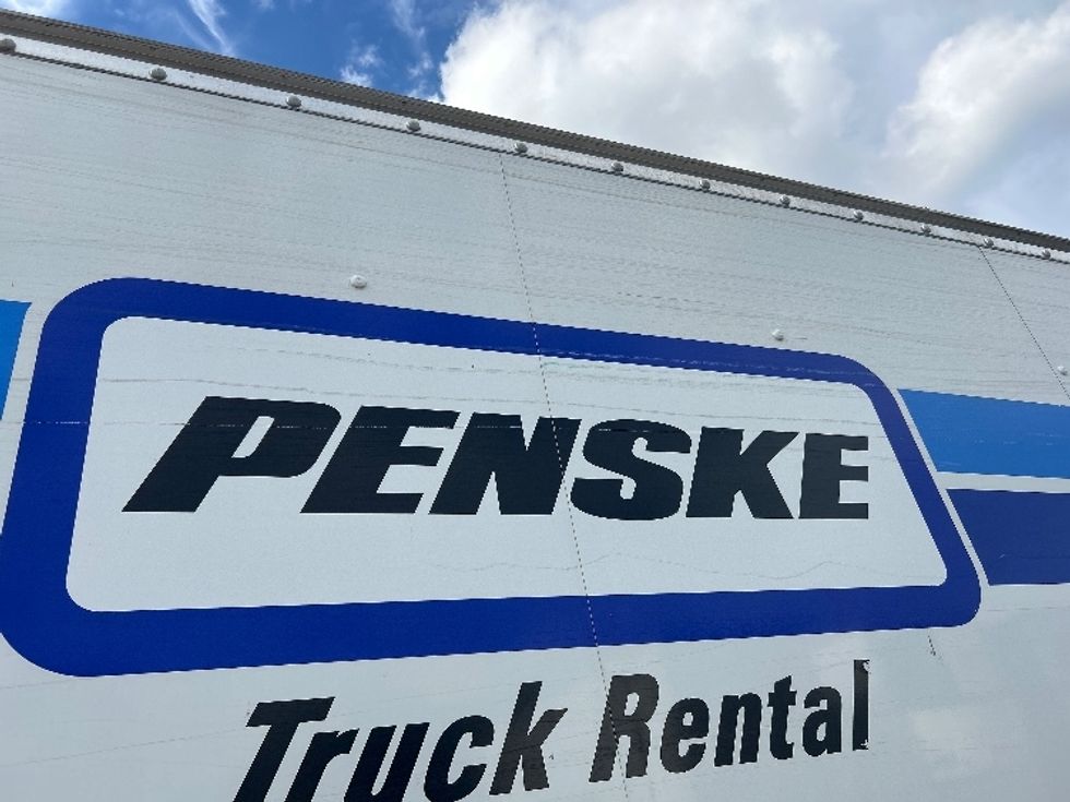 Light Duty Box Truck-Light and Medium Duty Trucks-GMC-2021-Savana G33903-Jacksonville-FL-86,261\n\t\tmiles-$ 32,250 - Image 26