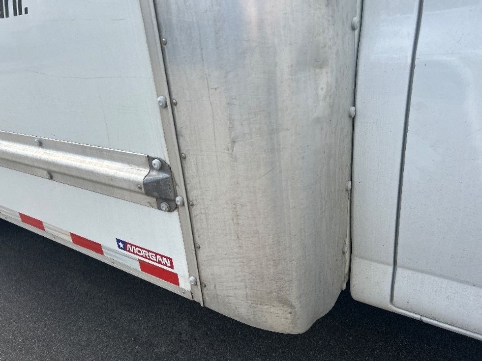 Light Duty Box Truck-Light and Medium Duty Trucks-GMC-2021-Savana G33903-Jacksonville-FL-86,261\n\t\tmiles-$ 32,250 - Image 28