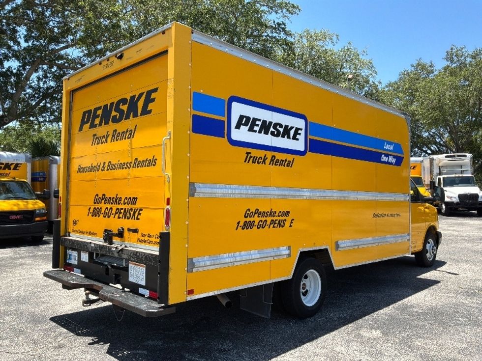Light Duty Box Truck-Light and Medium Duty Trucks-GMC-2021-Savana G33903-Jacksonville-FL-87,052\n\t\tmiles-$ 28,500 - Image 13