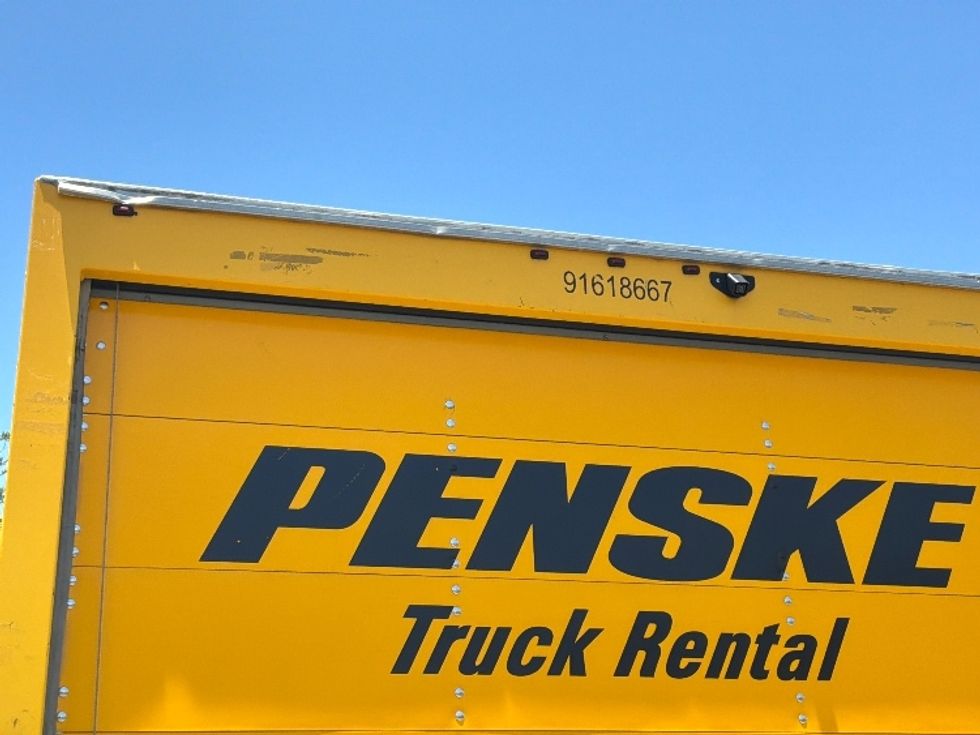 Light Duty Box Truck-Light and Medium Duty Trucks-GMC-2021-Savana G33903-Jacksonville-FL-87,052\n\t\tmiles-$ 28,500 - Image 27