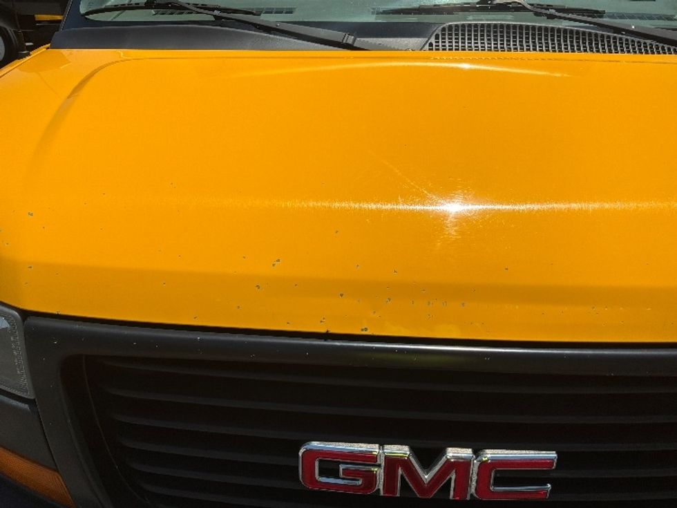 Light Duty Box Truck-Light and Medium Duty Trucks-GMC-2021-Savana G33903-Jacksonville-FL-87,052\n\t\tmiles-$ 28,500 - Image 29