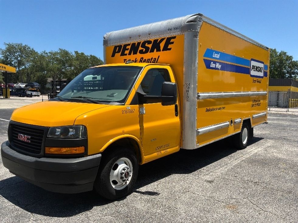 Light Duty Box Truck-Light and Medium Duty Trucks-GMC-2021-Savana G33903-Jacksonville-FL-87,052\n\t\tmiles-$ 28,500 - Image 3