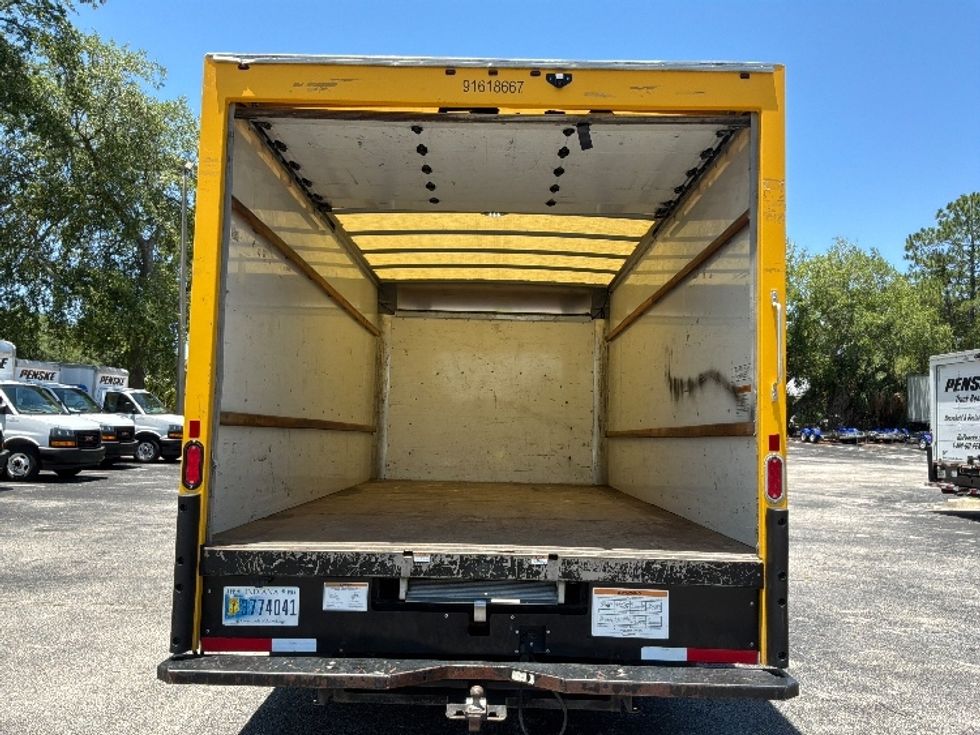 Light Duty Box Truck-Light and Medium Duty Trucks-GMC-2021-Savana G33903-Jacksonville-FL-87,052\n\t\tmiles-$ 28,500 - Image 8