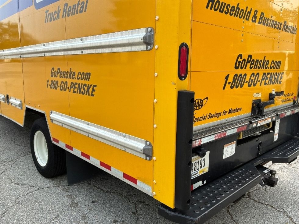 Light Duty Box Truck-Light and Medium Duty Trucks-GMC-2021-Savana G33903-Jacksonville-FL-87,088\n\t\tmiles-$ 27,750 - Image 26