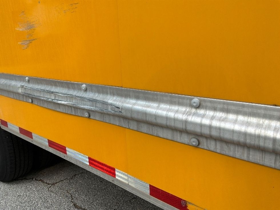 Light Duty Box Truck-Light and Medium Duty Trucks-GMC-2021-Savana G33903-Jacksonville-FL-87,088\n\t\tmiles-$ 27,750 - Image 29