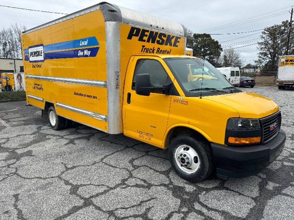 Light Duty Box Truck-Light and Medium Duty Trucks-GMC-2021-Savana G33903-Jacksonville-FL-90,374\n\t\tmiles-$ 27,250 - Image 1