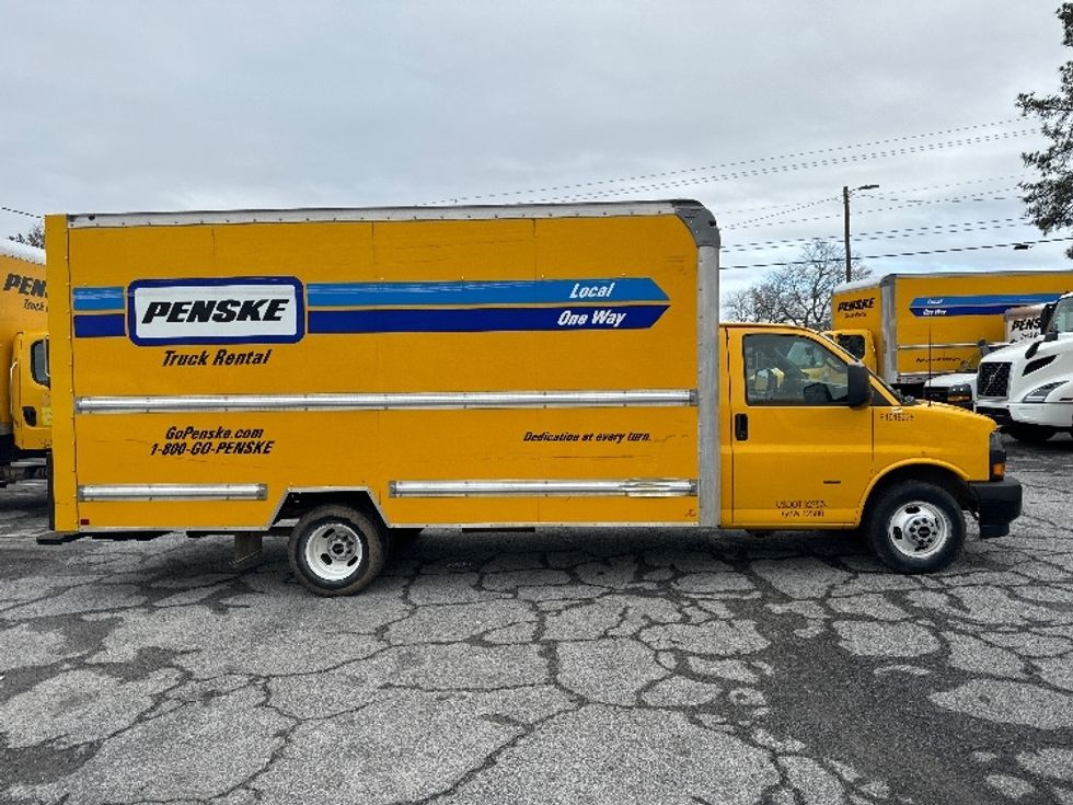 Light Duty Box Truck-Light and Medium Duty Trucks-GMC-2021-Savana G33903-Jacksonville-FL-90,374\n\t\tmiles-$ 27,250 - Image 15