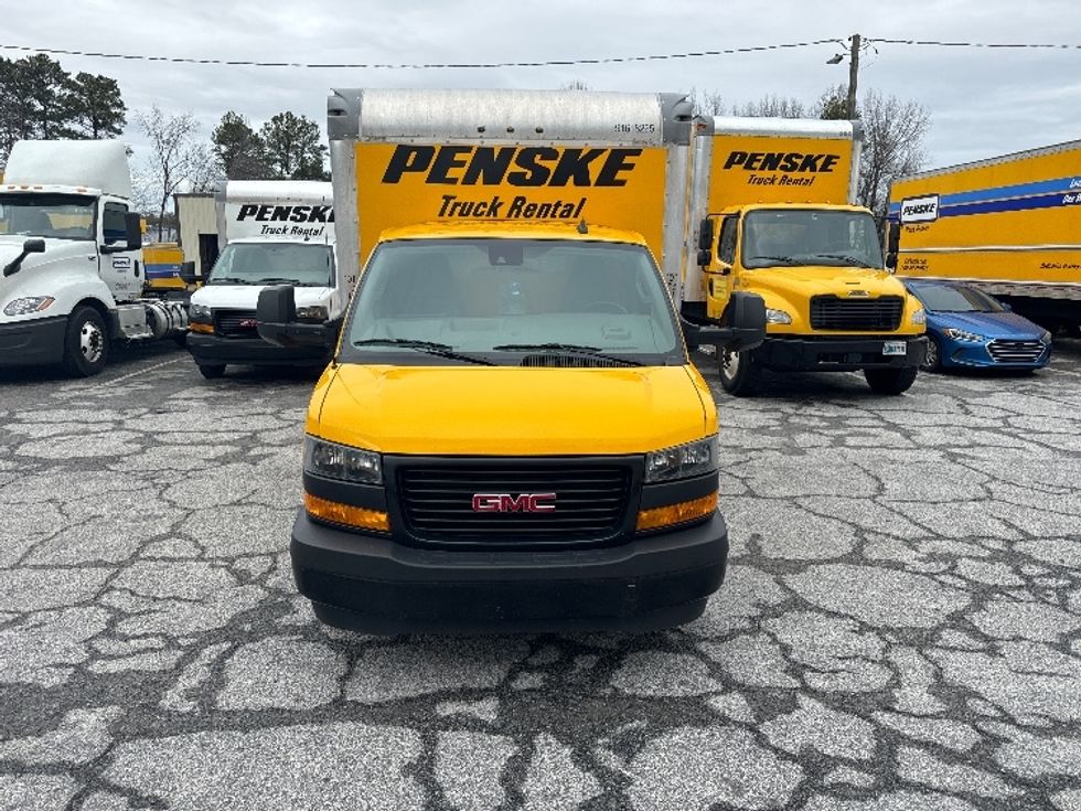 Light Duty Box Truck-Light and Medium Duty Trucks-GMC-2021-Savana G33903-Jacksonville-FL-90,374\n\t\tmiles-$ 27,250 - Image 2