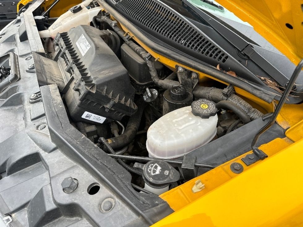 Light Duty Box Truck-Light and Medium Duty Trucks-GMC-2021-Savana G33903-Jacksonville-FL-90,374\n\t\tmiles-$ 27,250 - Image 24