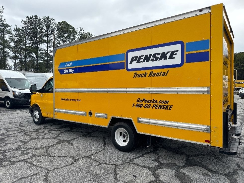 Light Duty Box Truck-Light and Medium Duty Trucks-GMC-2021-Savana G33903-Jacksonville-FL-90,374\n\t\tmiles-$ 27,250 - Image 6