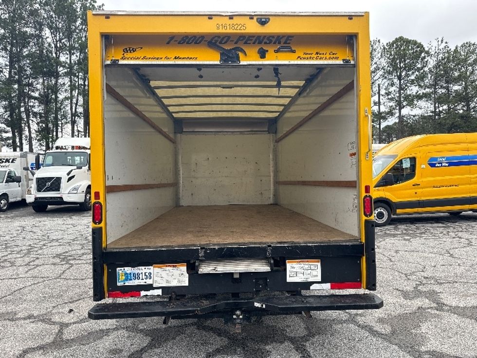Light Duty Box Truck-Light and Medium Duty Trucks-GMC-2021-Savana G33903-Jacksonville-FL-90,374\n\t\tmiles-$ 27,250 - Image 8