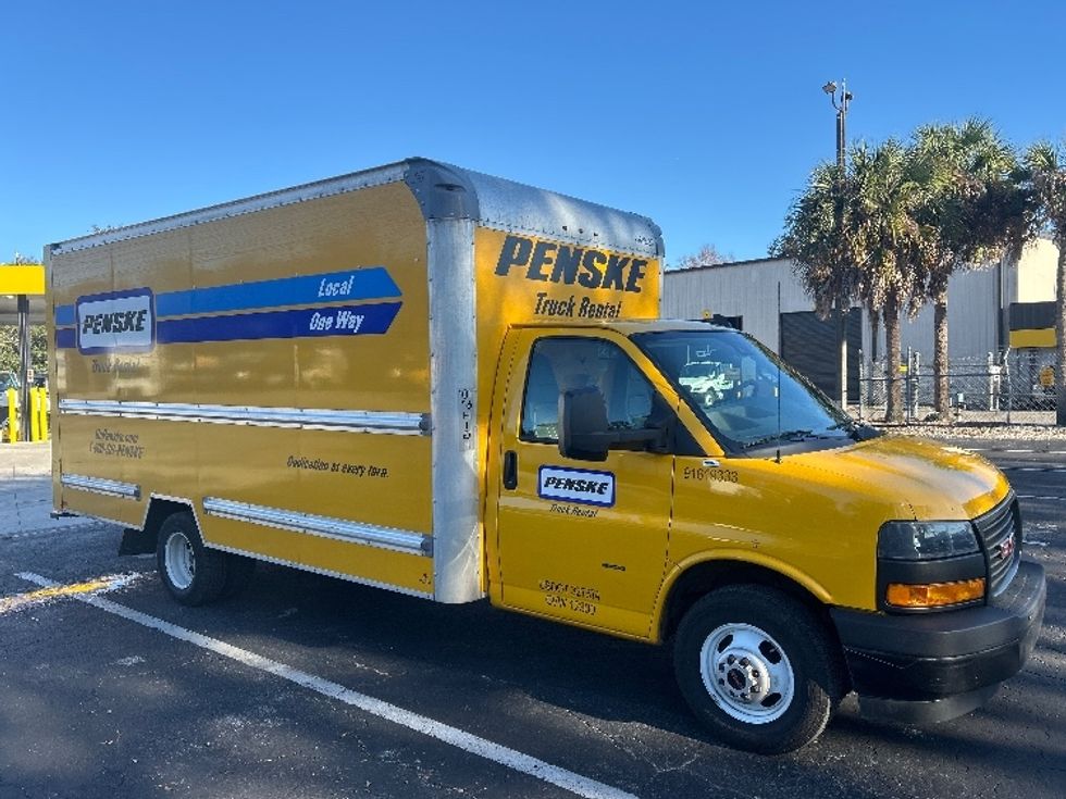 Light Duty Box Truck-Light and Medium Duty Trucks-GMC-2021-Savana G33903-Jacksonville-FL-90,689\n\t\tmiles-$ 28,750 - Image 1