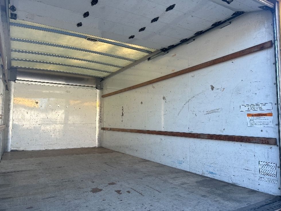 Light Duty Box Truck-Light and Medium Duty Trucks-GMC-2021-Savana G33903-Jacksonville-FL-90,689\n\t\tmiles-$ 28,750 - Image 12