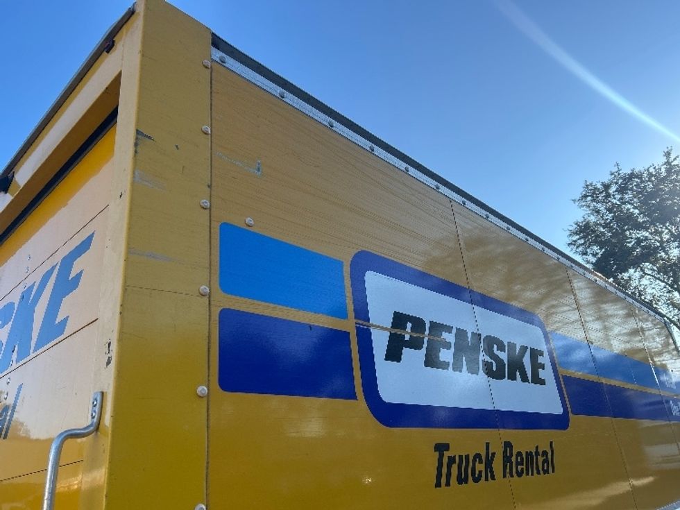 Light Duty Box Truck-Light and Medium Duty Trucks-GMC-2021-Savana G33903-Jacksonville-FL-90,689\n\t\tmiles-$ 28,750 - Image 25