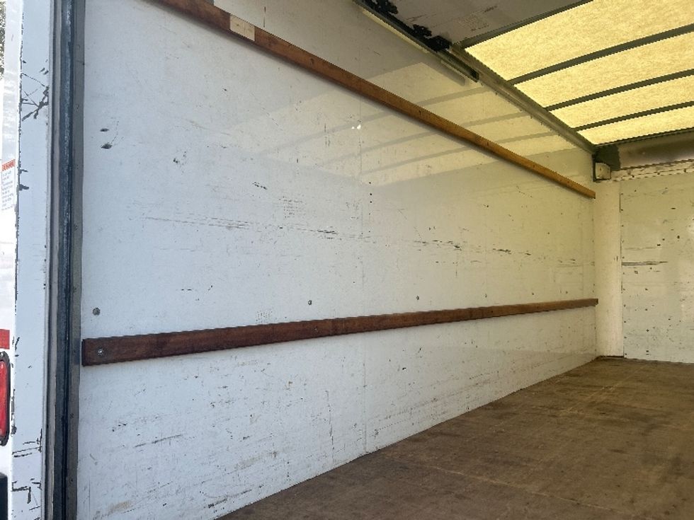 Light Duty Box Truck-Light and Medium Duty Trucks-GMC-2021-Savana G33903-Jacksonville-FL-92,790\n\t\tmiles-$ 31,500 - Image 11