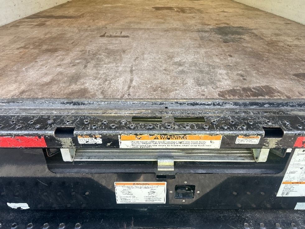 Light Duty Box Truck-Light and Medium Duty Trucks-GMC-2021-Savana G33903-Jacksonville-FL-96,318\n\t\tmiles-$ 30,500 - Image 10