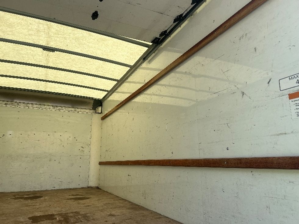 Light Duty Box Truck-Light and Medium Duty Trucks-GMC-2021-Savana G33903-Jacksonville-FL-96,318\n\t\tmiles-$ 30,500 - Image 12