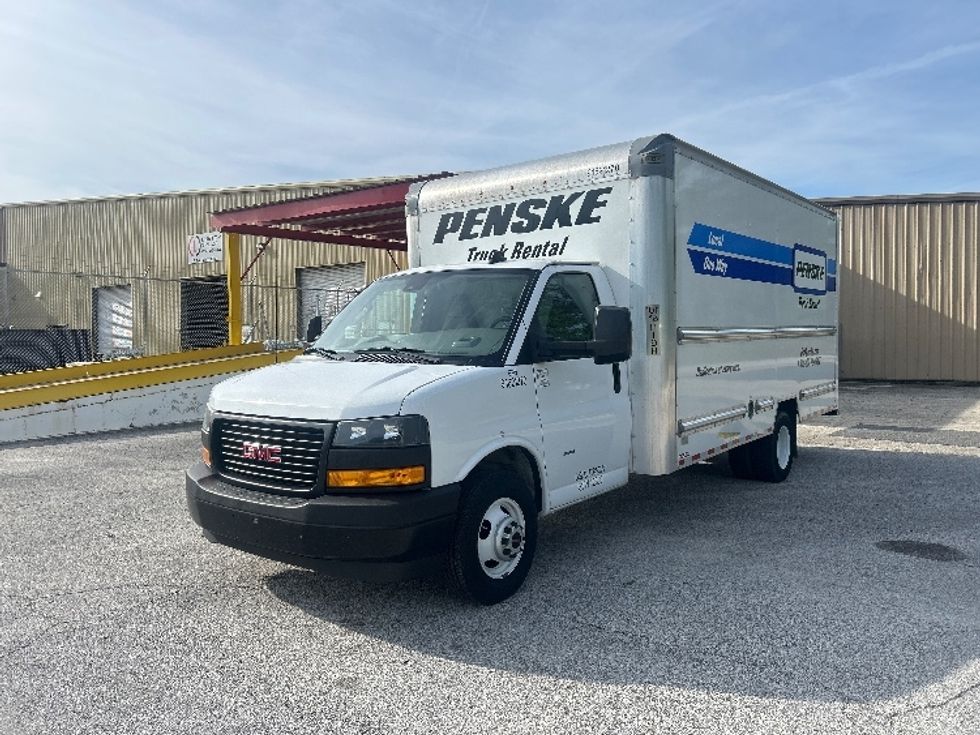 Light Duty Box Truck-Light and Medium Duty Trucks-GMC-2021-Savana G33903-Jacksonville-FL-96,318\n\t\tmiles-$ 30,500 - Image 3