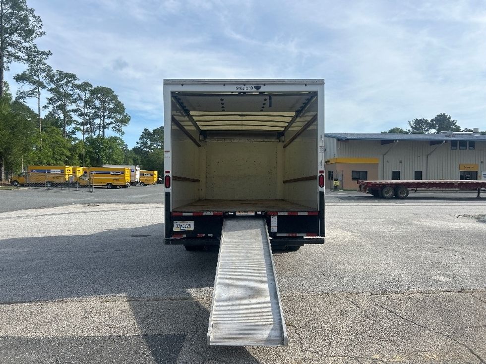 Light Duty Box Truck-Light and Medium Duty Trucks-GMC-2021-Savana G33903-Jacksonville-FL-96,318\n\t\tmiles-$ 30,500 - Image 9