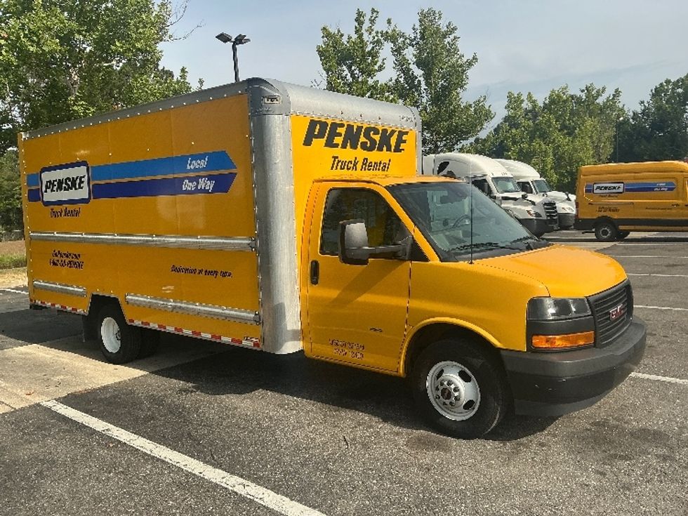Light Duty Box Truck-Light and Medium Duty Trucks-GMC-2021-Savana G33903-Jacksonville-FL-98,310\n\t\tmiles-$ 26,750 - Image 1