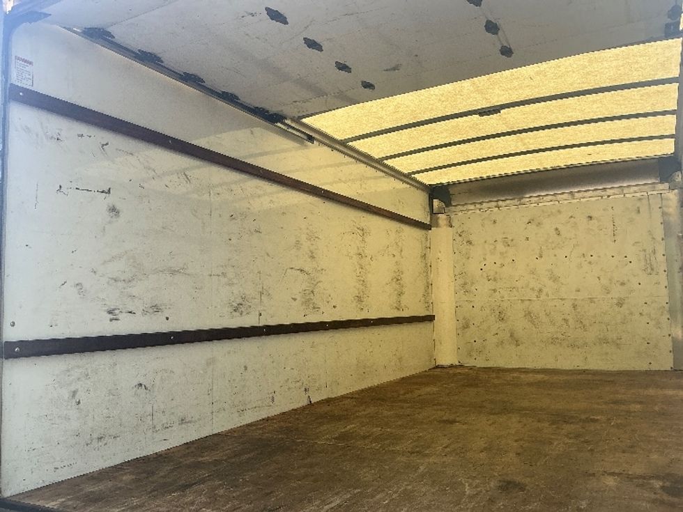 Light Duty Box Truck-Light and Medium Duty Trucks-GMC-2021-Savana G33903-Jacksonville-FL-98,310\n\t\tmiles-$ 26,750 - Image 11