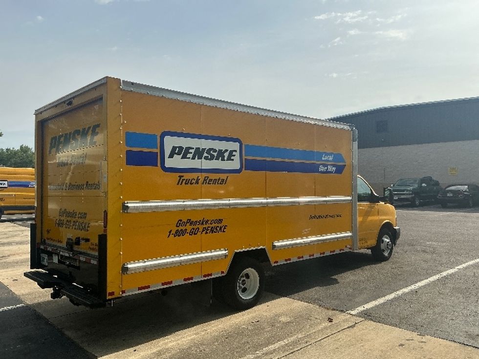 Light Duty Box Truck-Light and Medium Duty Trucks-GMC-2021-Savana G33903-Jacksonville-FL-98,310\n\t\tmiles-$ 26,750 - Image 13