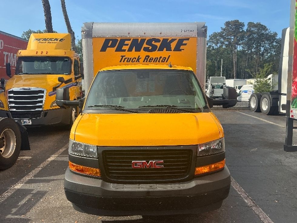 Light Duty Box Truck-Light and Medium Duty Trucks-GMC-2021-Savana G33903-Jacksonville-FL-98,310\n\t\tmiles-$ 26,750 - Image 2