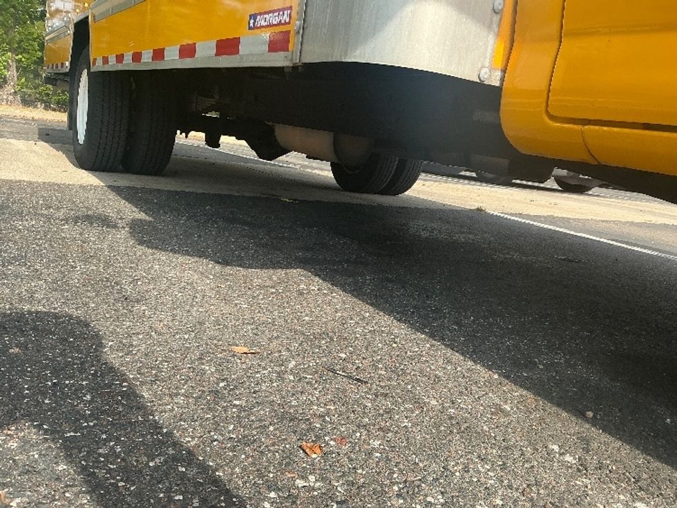 Light Duty Box Truck-Light and Medium Duty Trucks-GMC-2021-Savana G33903-Jacksonville-FL-98,310\n\t\tmiles-$ 26,750 - Image 23
