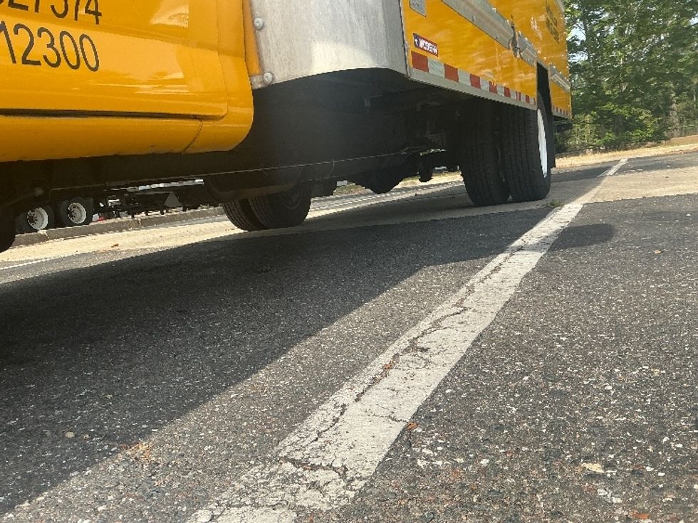 Light Duty Box Truck-Light and Medium Duty Trucks-GMC-2021-Savana G33903-Jacksonville-FL-98,310\n\t\tmiles-$ 26,750 - Image 5