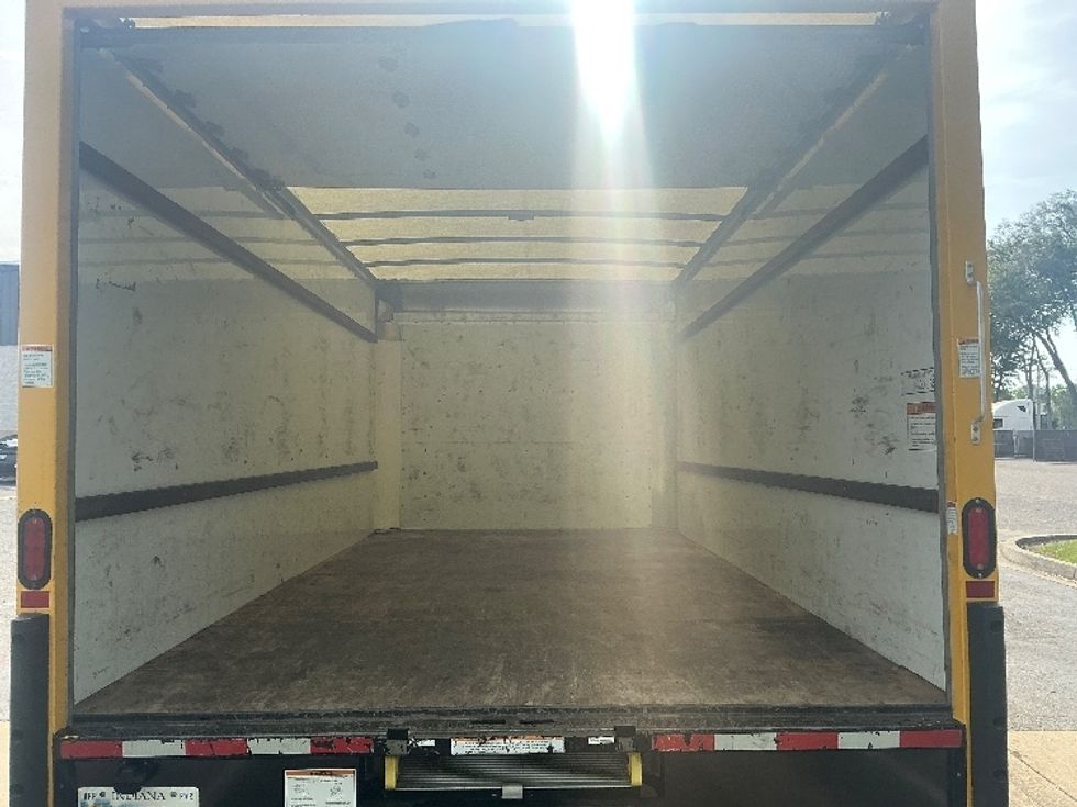 Light Duty Box Truck-Light and Medium Duty Trucks-GMC-2021-Savana G33903-Jacksonville-FL-98,310\n\t\tmiles-$ 26,750 - Image 8