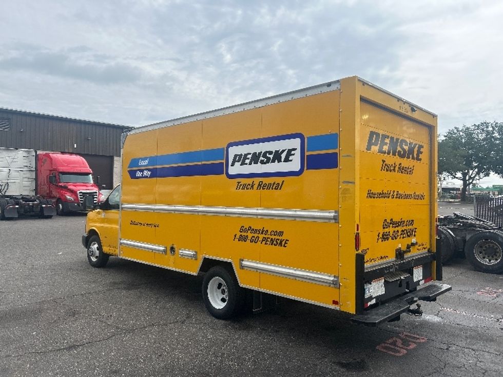 Light Duty Box Truck-Light and Medium Duty Trucks-GMC-2021-Savana G33903-Jacksonville-FL-99,664\n\t\tmiles-$ 27,000 - Image 6
