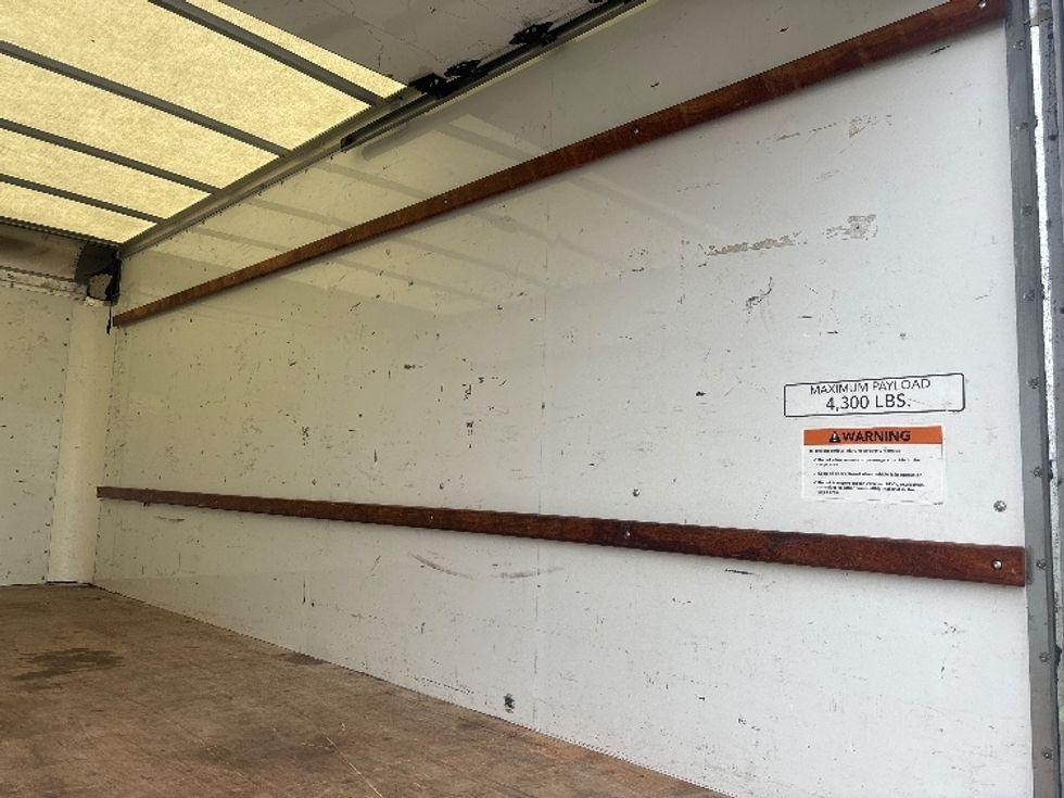 Light Duty Box Truck-Light and Medium Duty Trucks-GMC-2021-Savana G33903-Jamaica-NY-114,762\n\t\tmiles-$ 25,750 - Image 12