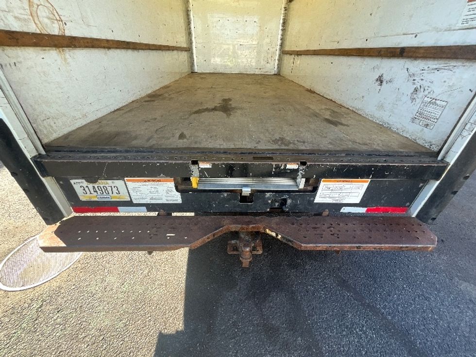Light Duty Box Truck-Light and Medium Duty Trucks-GMC-2021-Savana G33903-Jamaica-NY-97,199\n\t\tmiles-$ 29,750 - Image 10