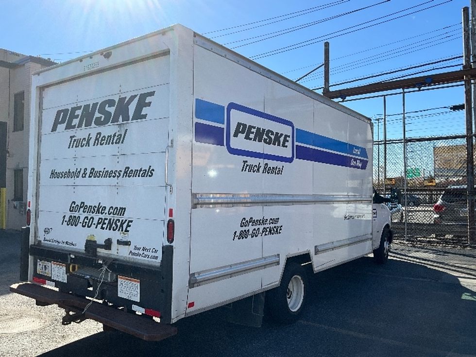 Light Duty Box Truck-Light and Medium Duty Trucks-GMC-2021-Savana G33903-Jamaica-NY-97,199\n\t\tmiles-$ 29,750 - Image 13