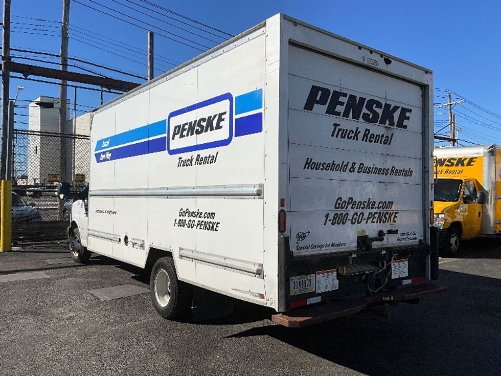 Light Duty Box Truck-Light and Medium Duty Trucks-GMC-2021-Savana G33903-Jamaica-NY-97,199\n\t\tmiles-$ 29,750 - Image 6