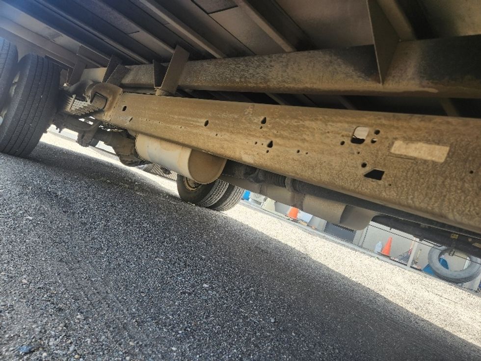Light Duty Box Truck-Light and Medium Duty Trucks-GMC-2021-Savana G33903-Jerome-ID-89,682\n\t\tmiles-$ 30,750 - Image 13