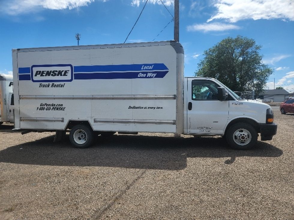 Light Duty Box Truck-Light and Medium Duty Trucks-GMC-2021-Savana G33903-Jerome-ID-89,682\n\t\tmiles-$ 30,750 - Image 15