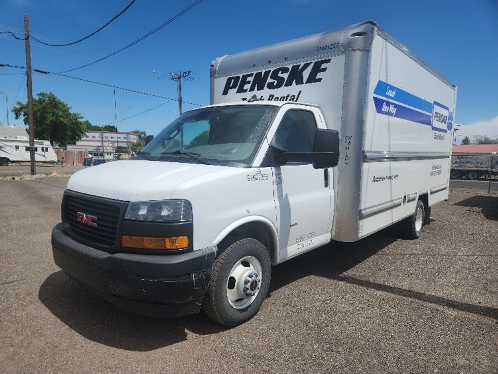 Light Duty Box Truck-Light and Medium Duty Trucks-GMC-2021-Savana G33903-Jerome-ID-89,682\n\t\tmiles-$ 30,750 - Image 3