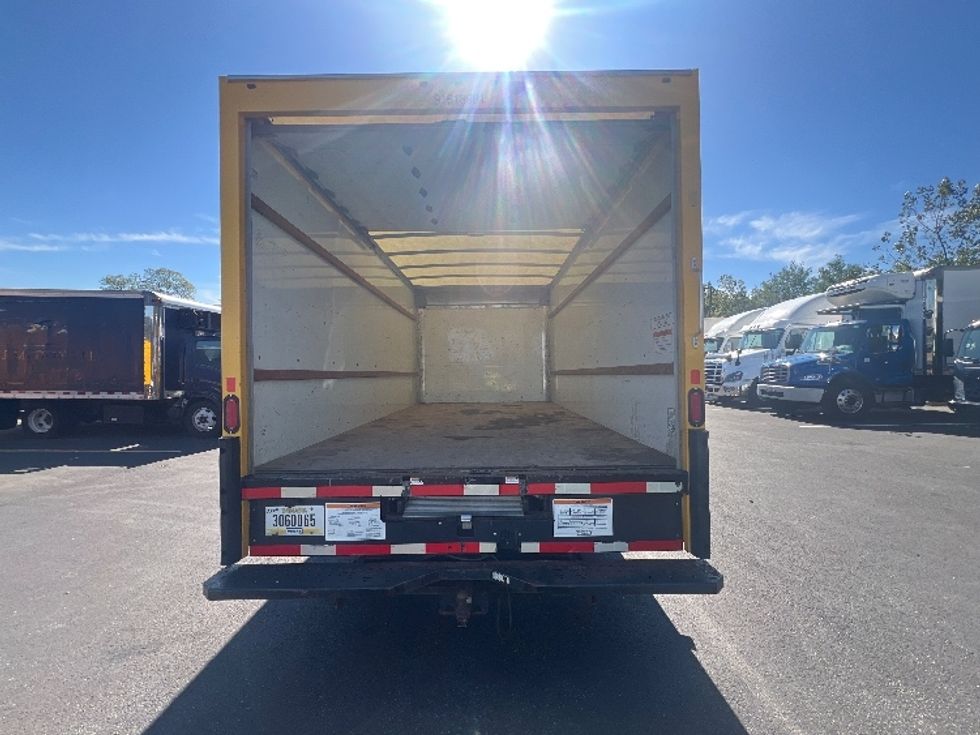 Light Duty Box Truck-Light and Medium Duty Trucks-GMC-2021-Savana G33903-Jessup-MD-117,519\n\t\tmiles-$ 22,000 - Image 9