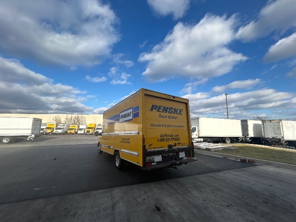 Light Duty Box Truck-Light and Medium Duty Trucks-GMC-2021-Savana G33903-Jessup-MD-93,154\n\t\tmiles-$ 26,500 - Image 6